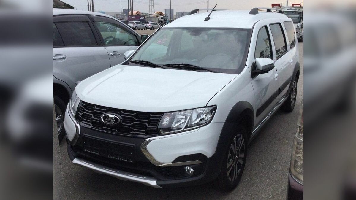 Новый Lada Largus начали продавать в Японии. Там он стоит вдвое дороже