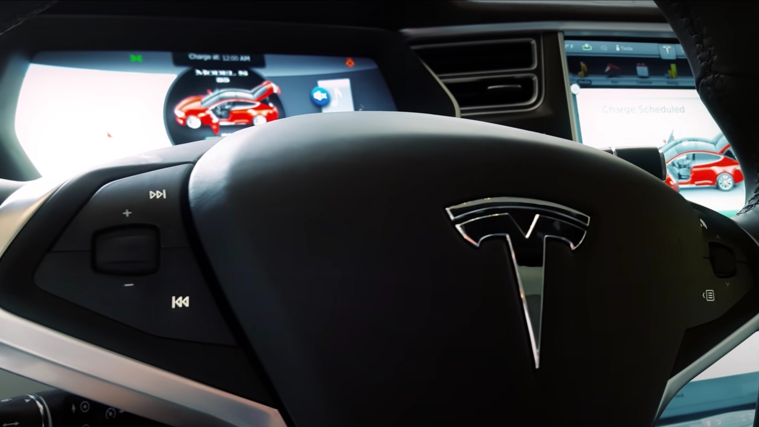 В Tesla объяснили, почему её машинам не нужны лидары