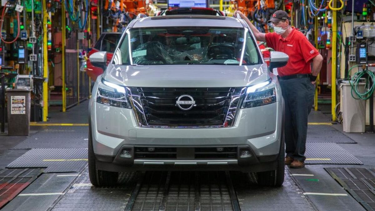 Началась сборка нового Nissan Pathfinder для России: его привезут из-за океана