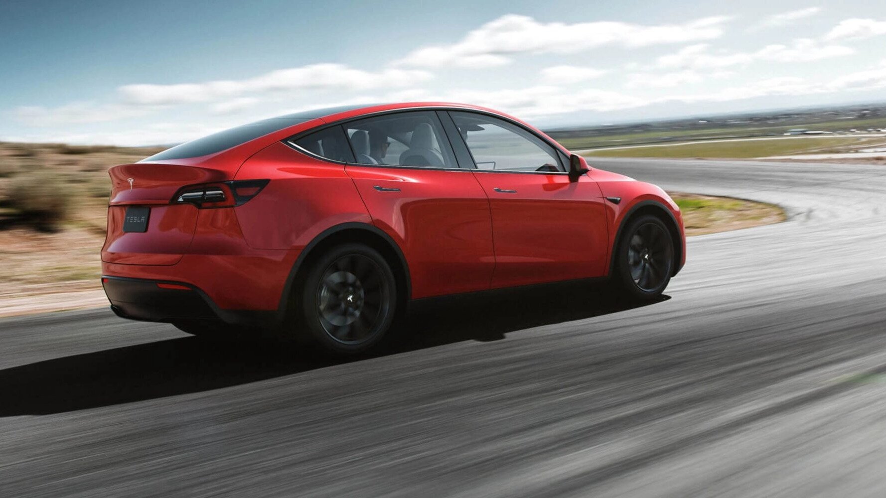 Tesla стала обязывать клиентов быстрее выкупать заказанные автомобили