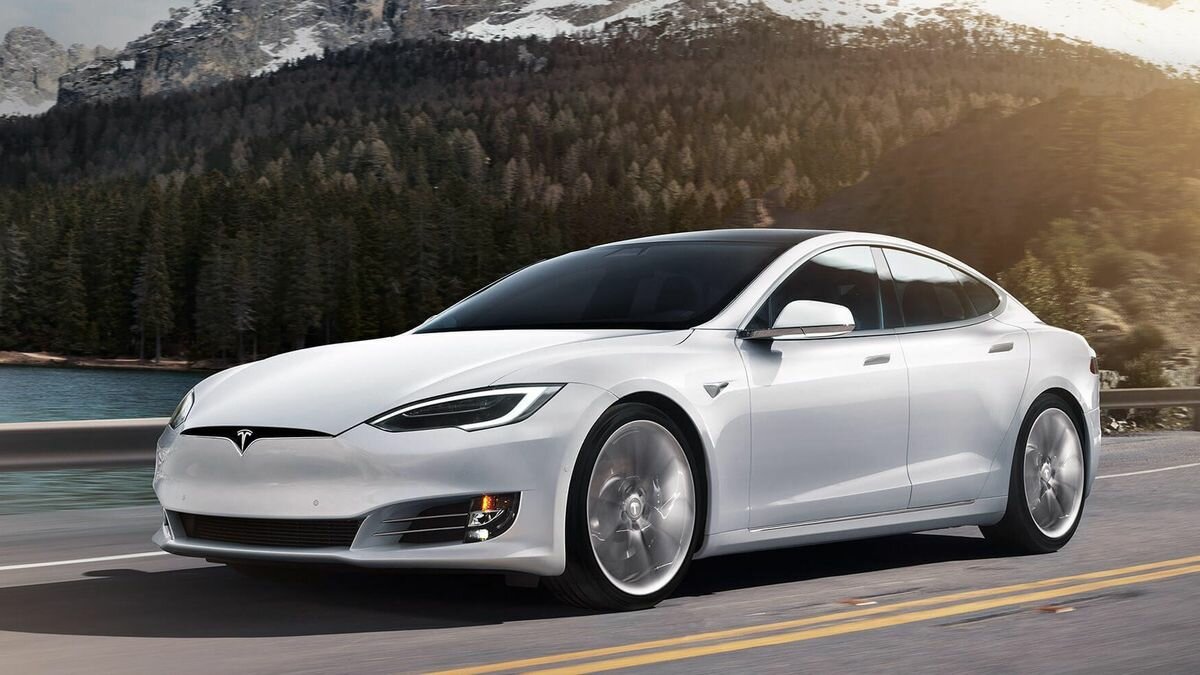 Tesla объявила один из самых масштабных отзывов в истории