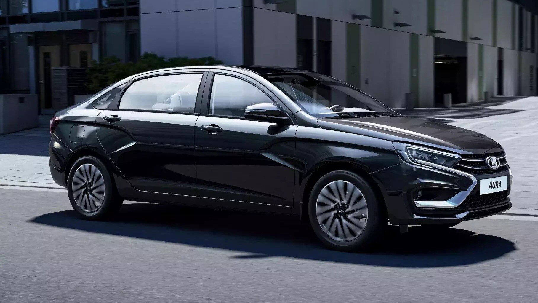 Единственную Lada Aura в ОАЭ продали дороже Toyota Corolla