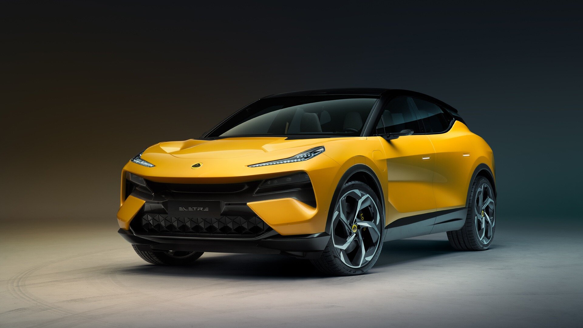 Два батарейных Lotus сертифицировали для РФ под маркой Nordcross