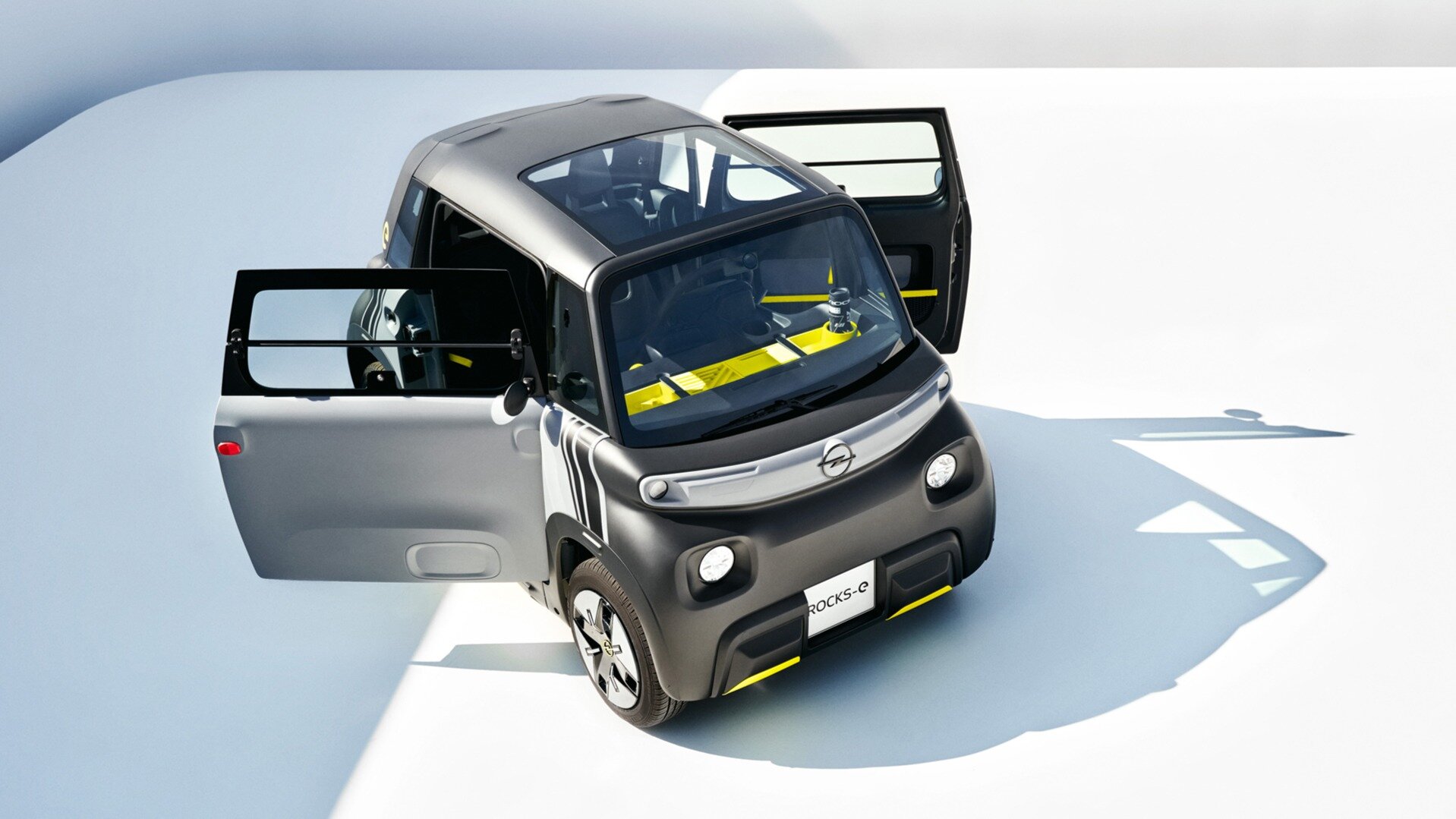 Посмотрите на крошечный Opel для 15-летних: это электрокар и не совсем Opel