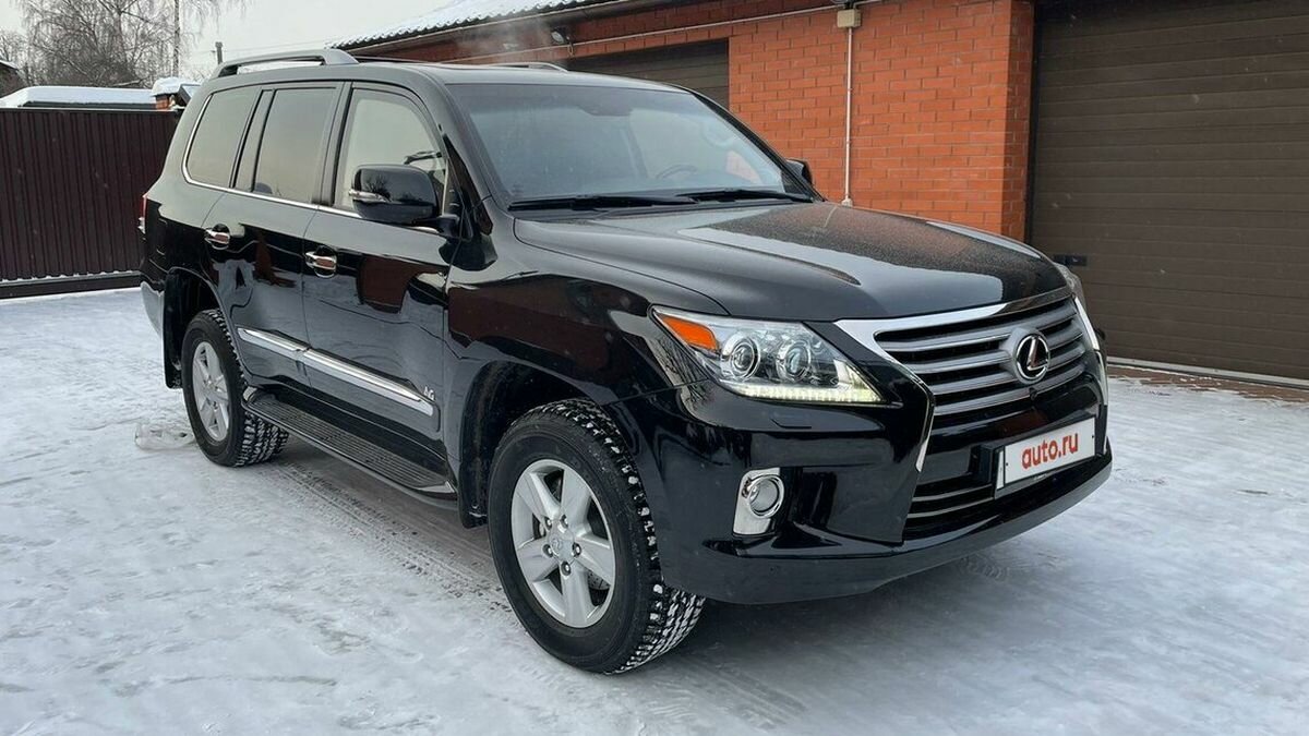 В Москве продают десятилетний бронированный Lexus LX c минимальным пробегом
