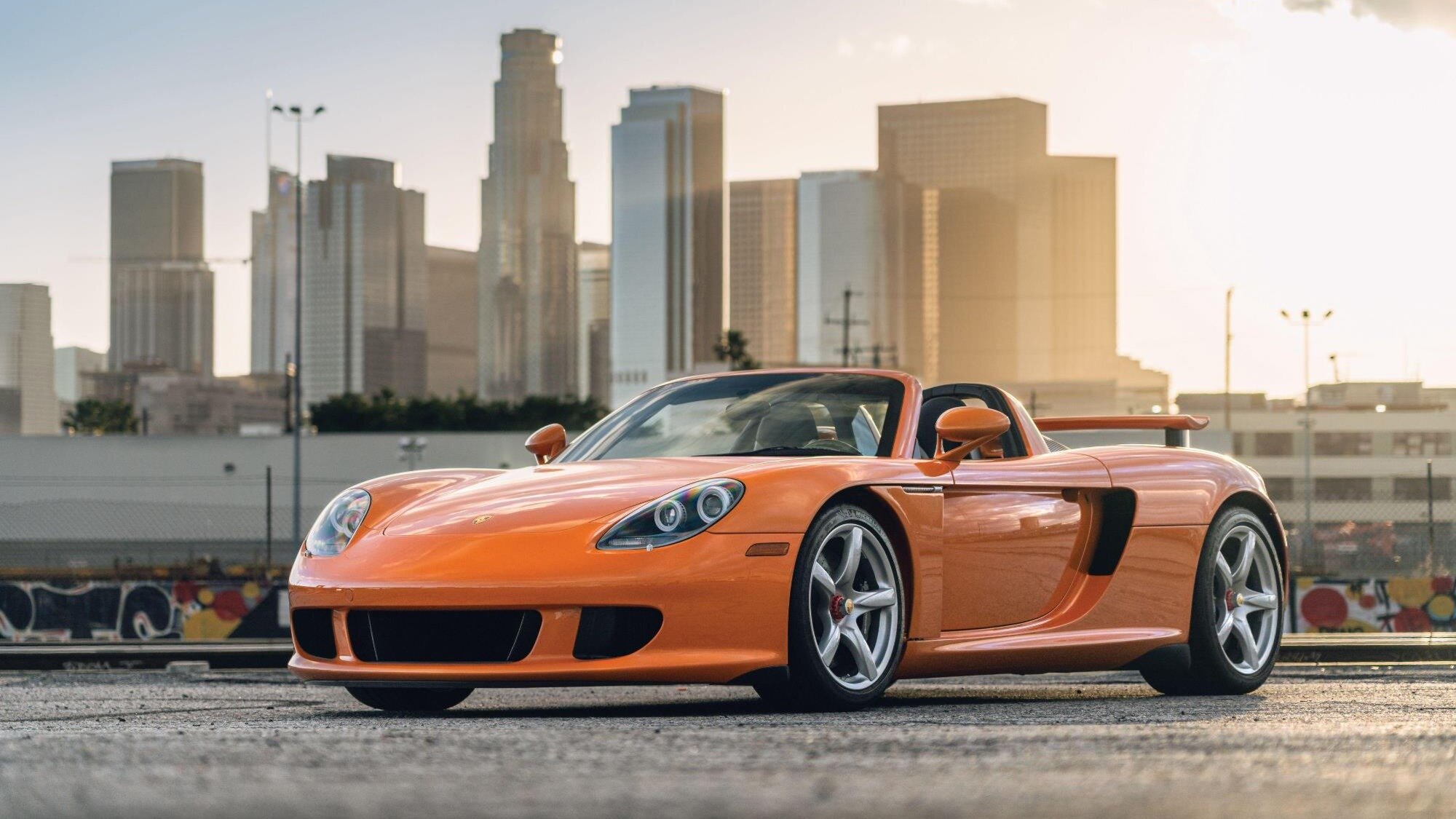 Очень дорогие суперкары Porsche Carrera GT отзывают из-за дефекта в подвеске