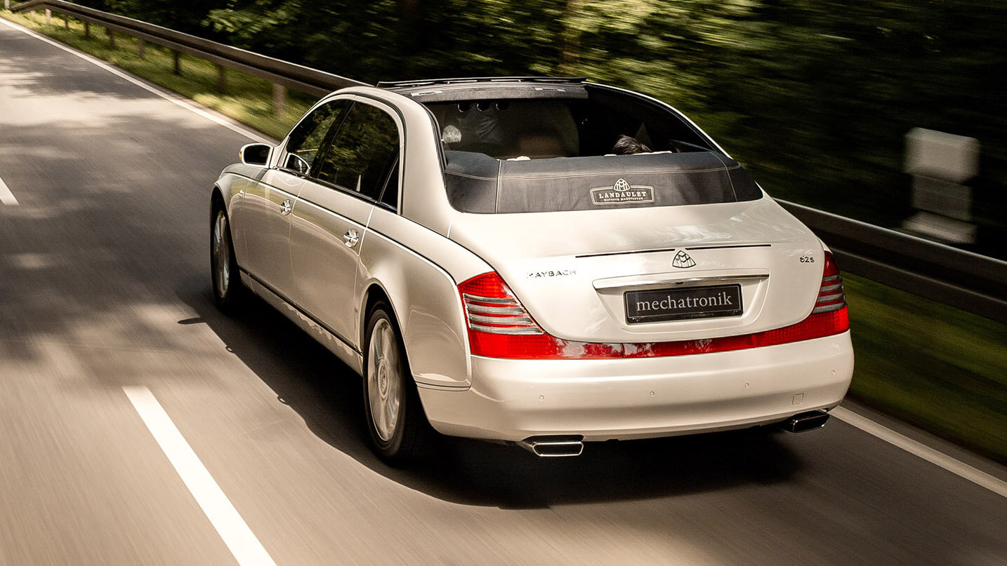 Редчайший Maybach со складывающейся крышей продают за 201 миллион рублей