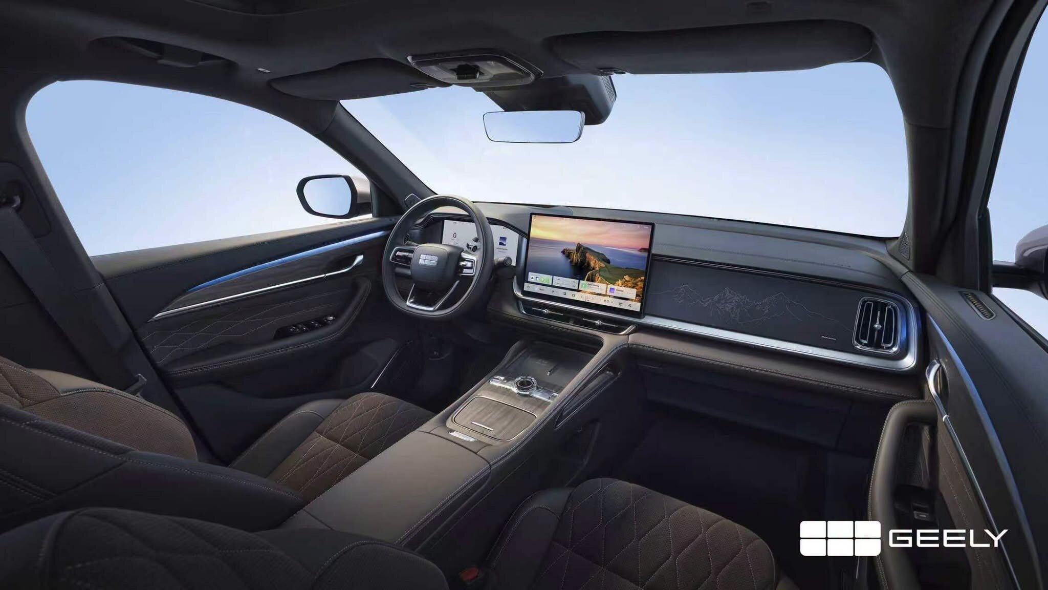 Geely показала салон гибридного Monjaro и его платформу