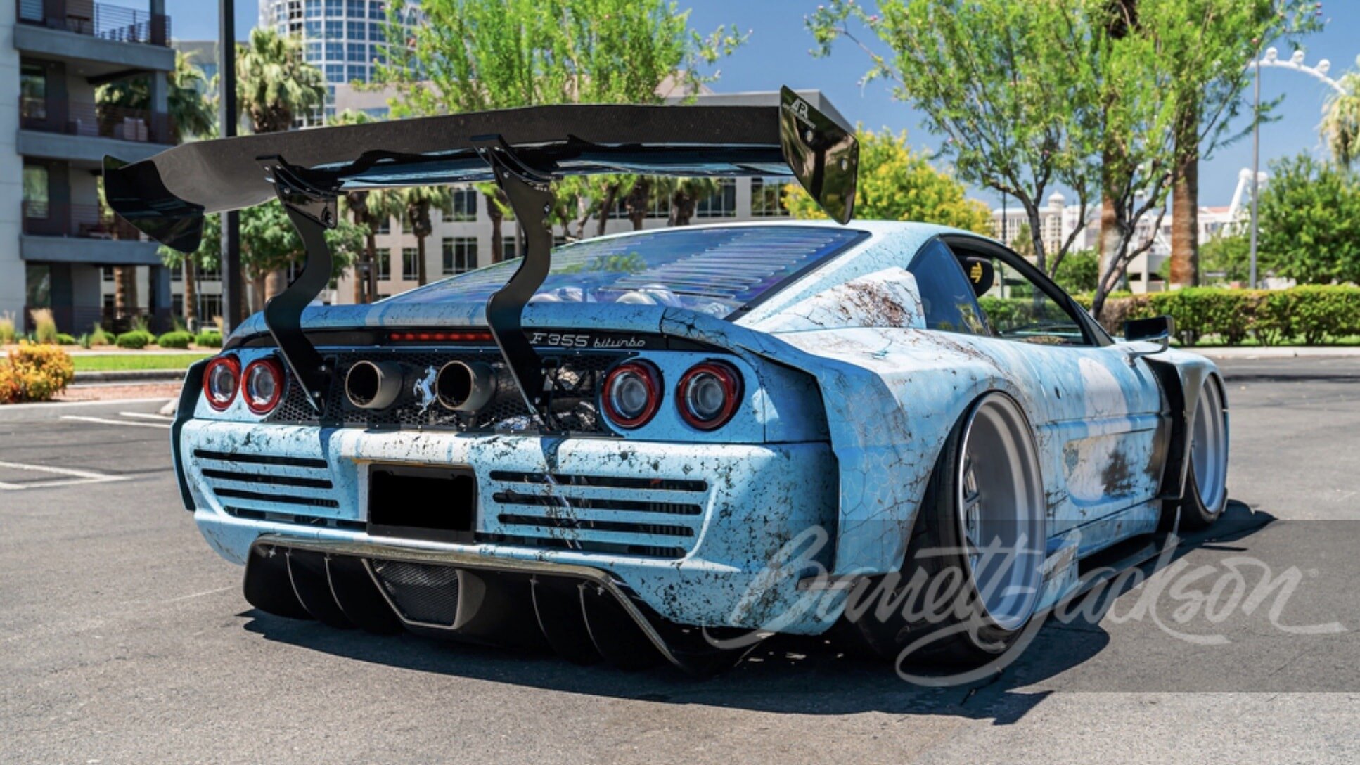 Уникальную Ferrari, построенную для шоу SEMA, выставят на аукцион