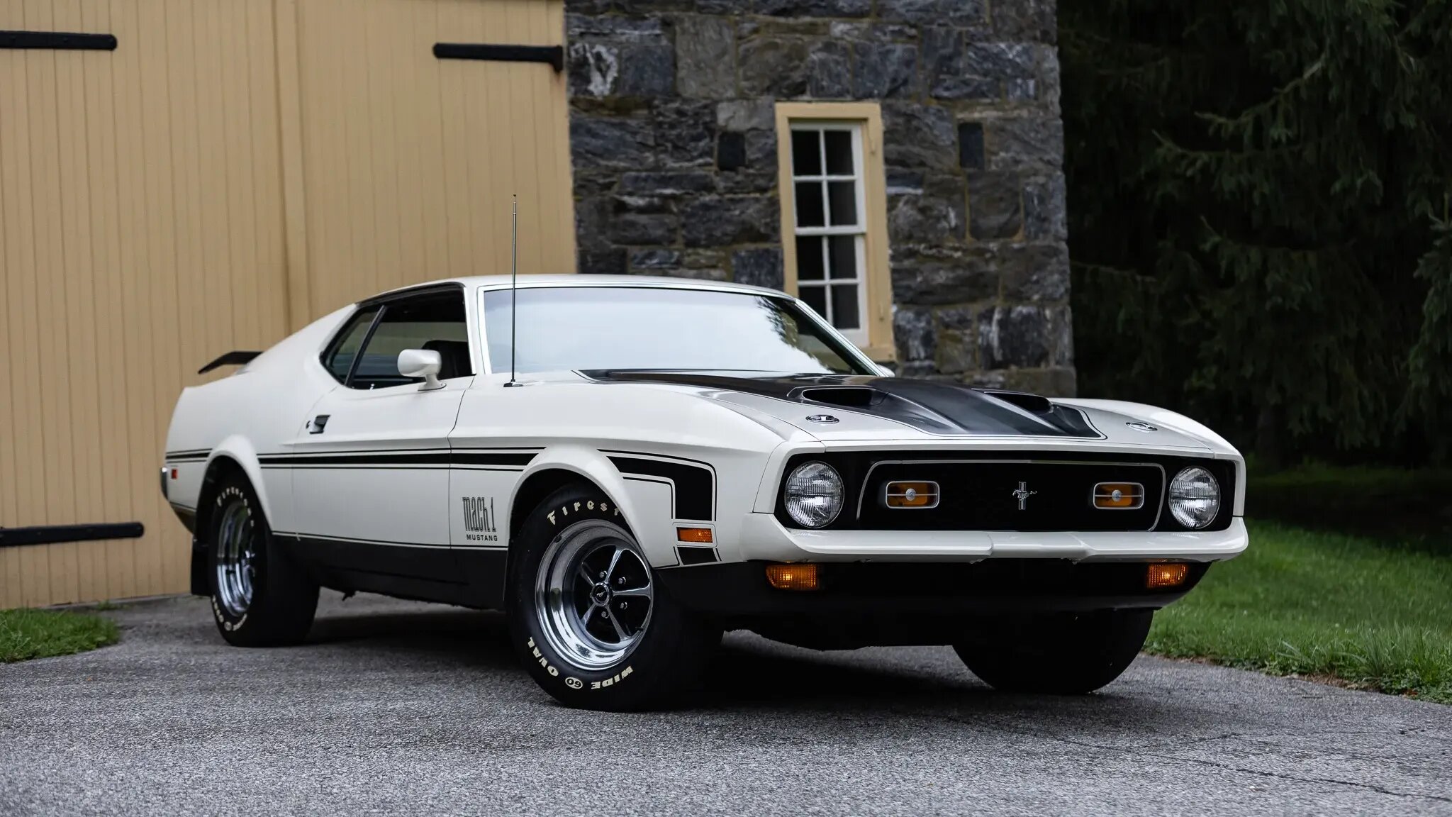 В продаже появился 54-летний Ford Mustang Mach 1 с пробегом меньше 9000 километров