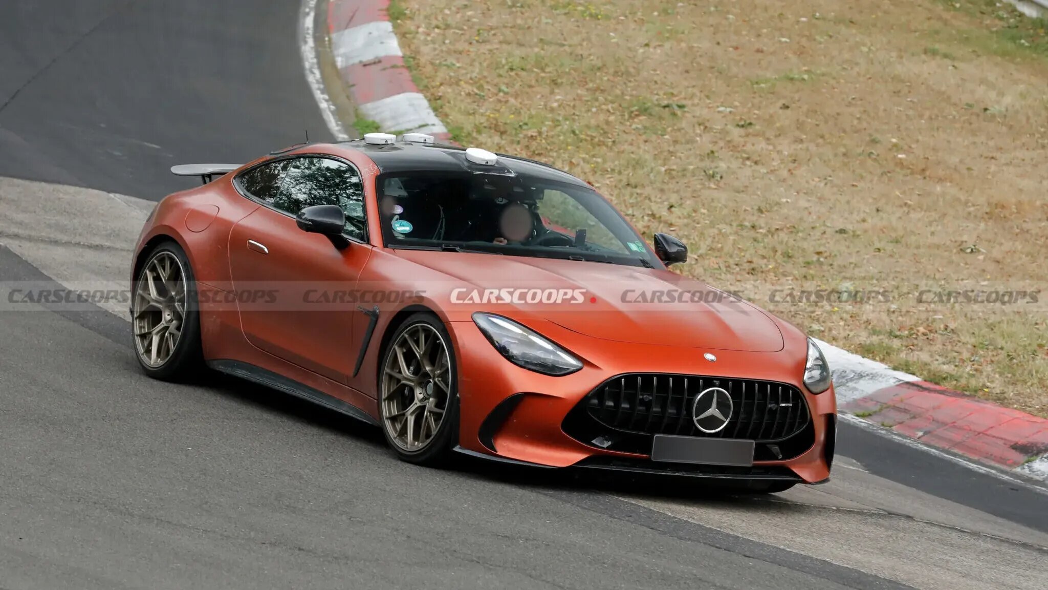 Mercedes-AMG вывел на тесты на Нюрбургринге беспилотник на базе AMG GT