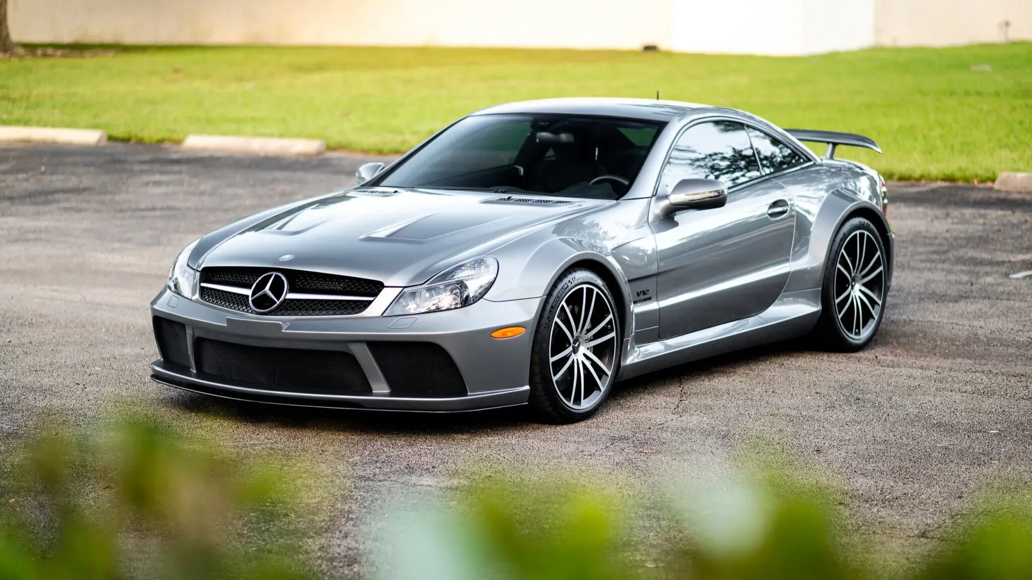 Экстремальный и редкий Mercedes-AMG с небольшим пробегом уйдёт с молотка