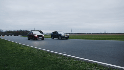 Битва роскошных кроссоверов: Bentley Bentayga против Rolls-Royce Cullinan