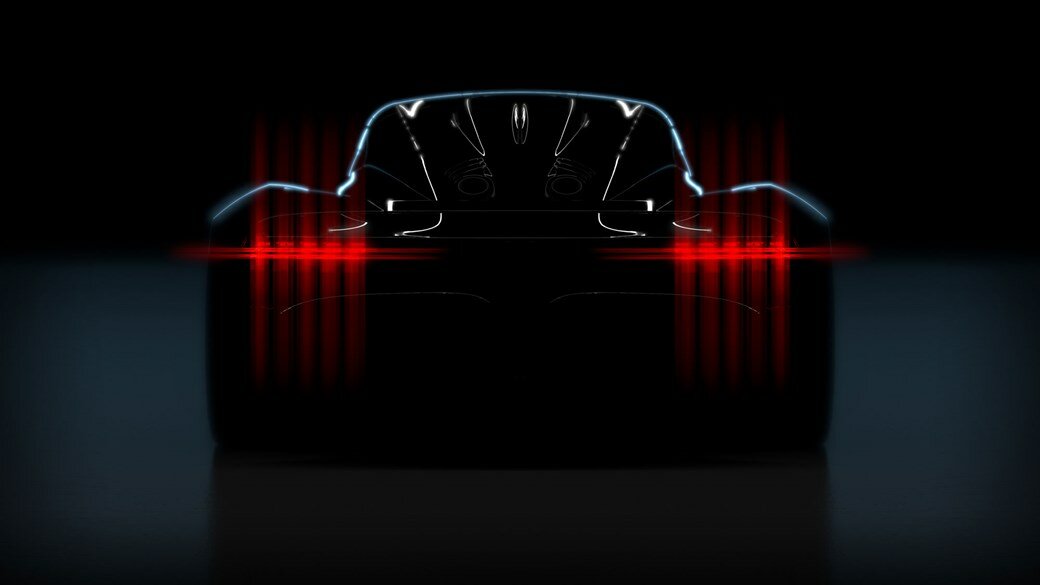 Aston Martin показал первое изображение нового гиперкара с багажником