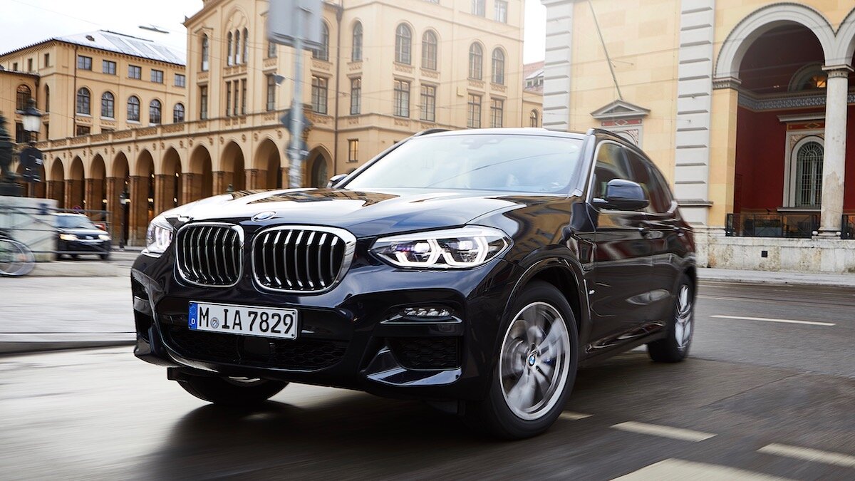 BMW X3 впервые стал гибридным
