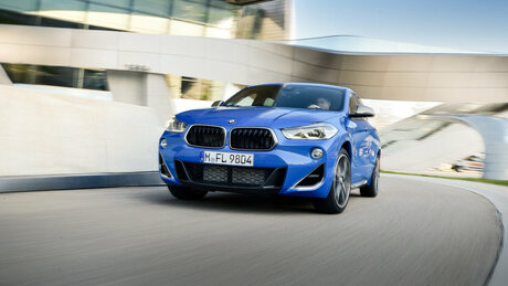 Неправильный мёд: тест-драйв заряженного BMW X2 M35i