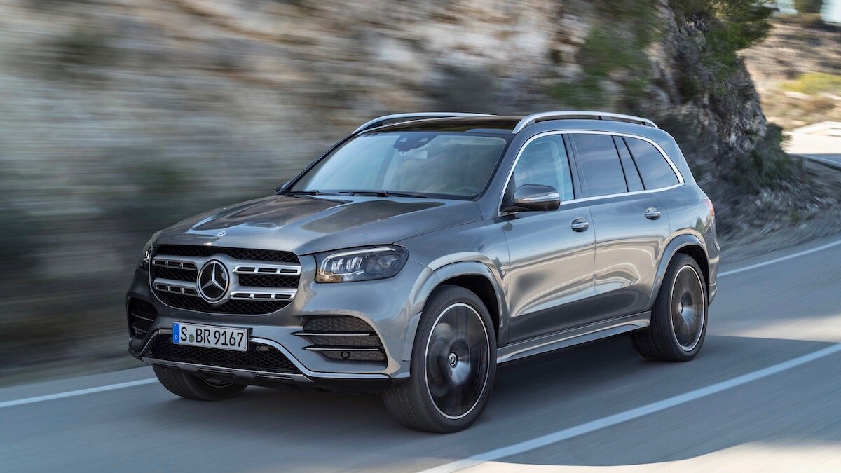Mercedes-Benz GLS в России оказался дороже BMW X7