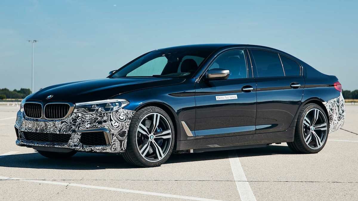 BMW 5-й серии превратили в 720-сильный электрокар