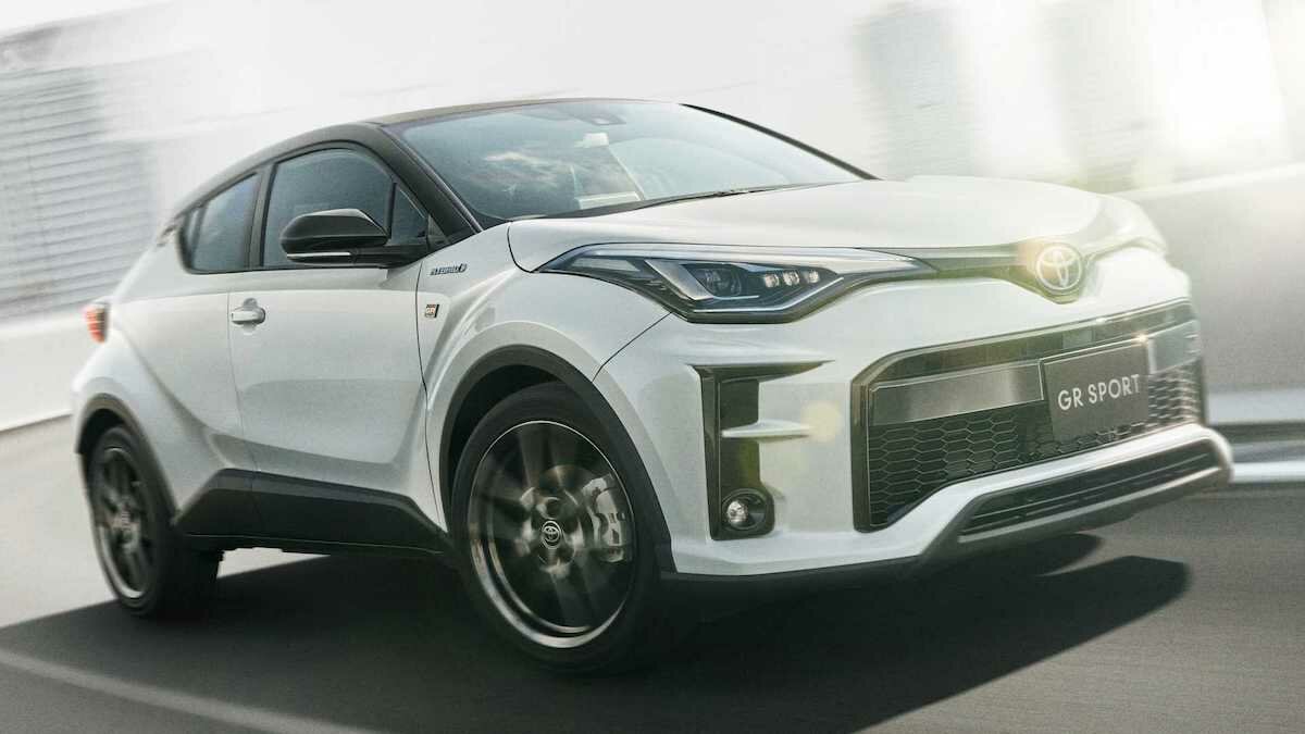 Кроссовер Toyota C-HR стал агрессивнее