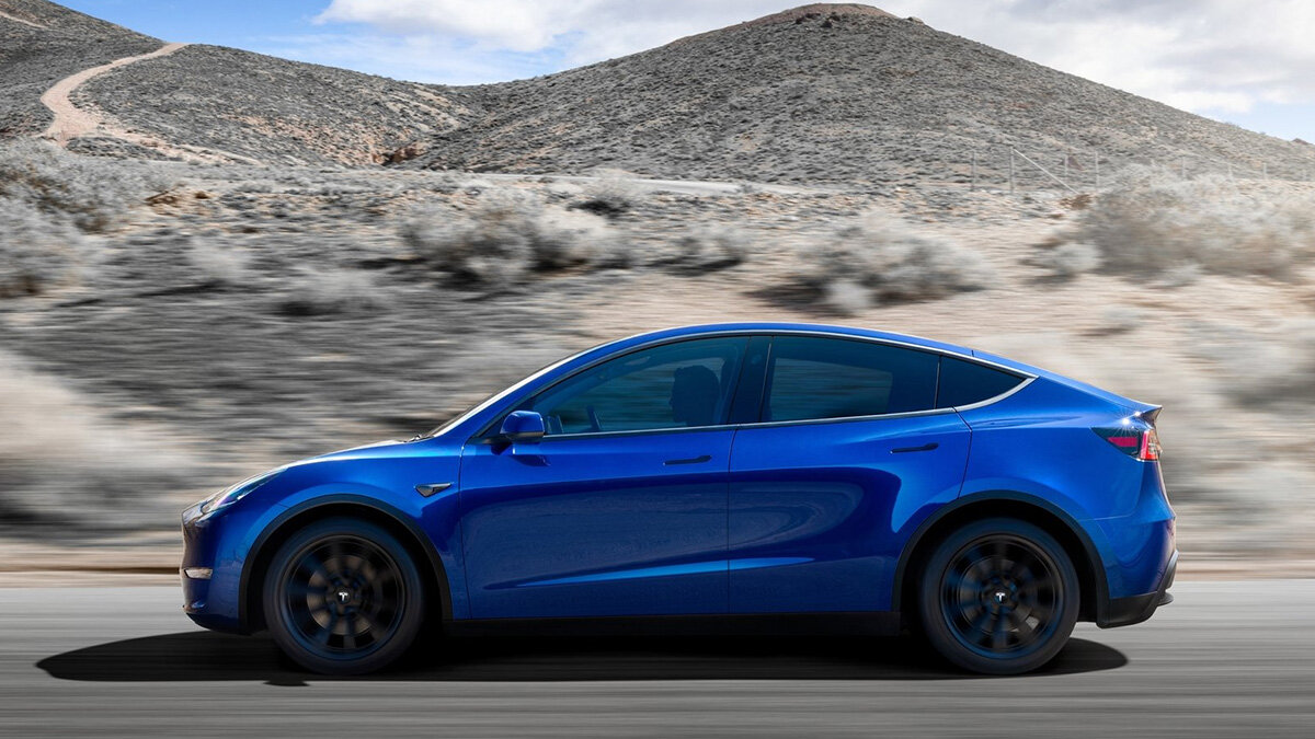 Tesla начнёт продажи электрокроссовера раньше срока. Впервые в своей истории