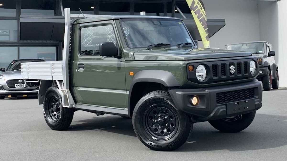 Suzuki Jimny превратили в крошечный грузовик