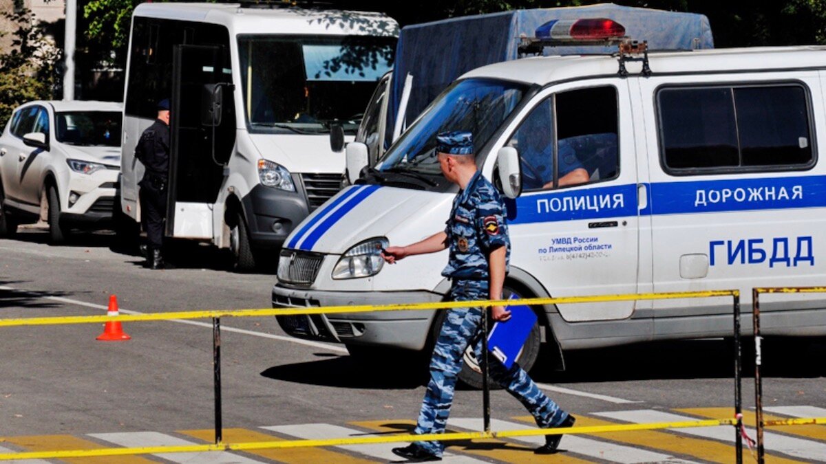 Российским полицейским разрешат вскрывать автомобили