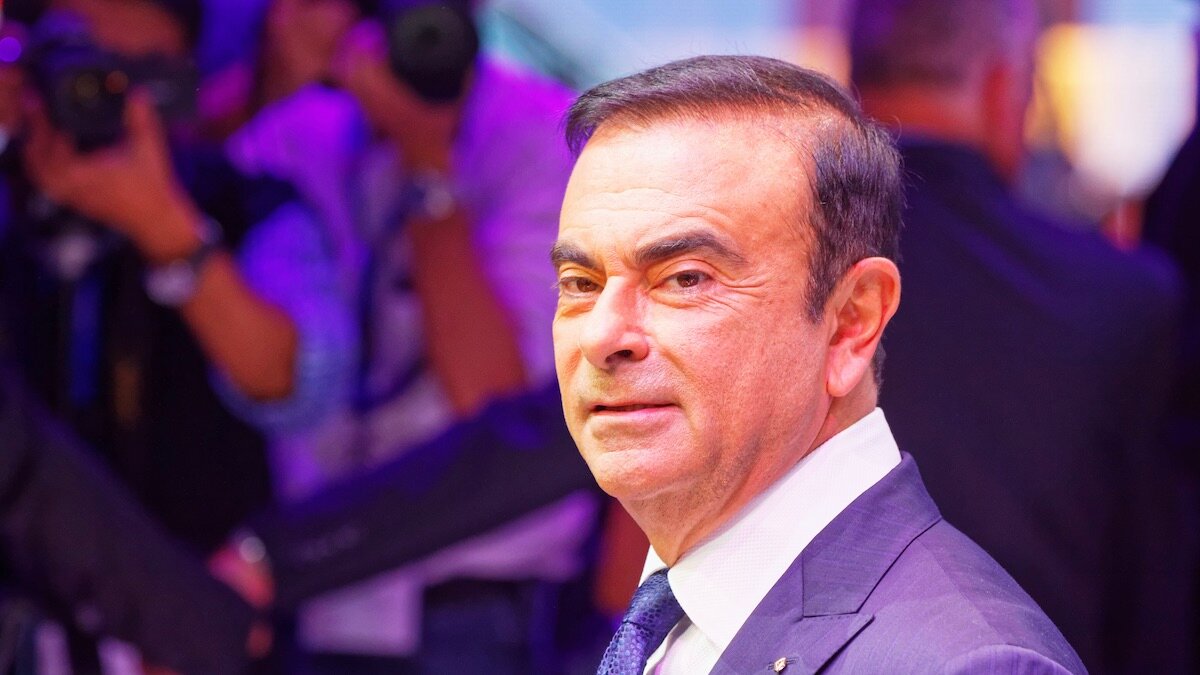 В США арестовали военных, организовавших побег экс-главы Renault-Nissan
