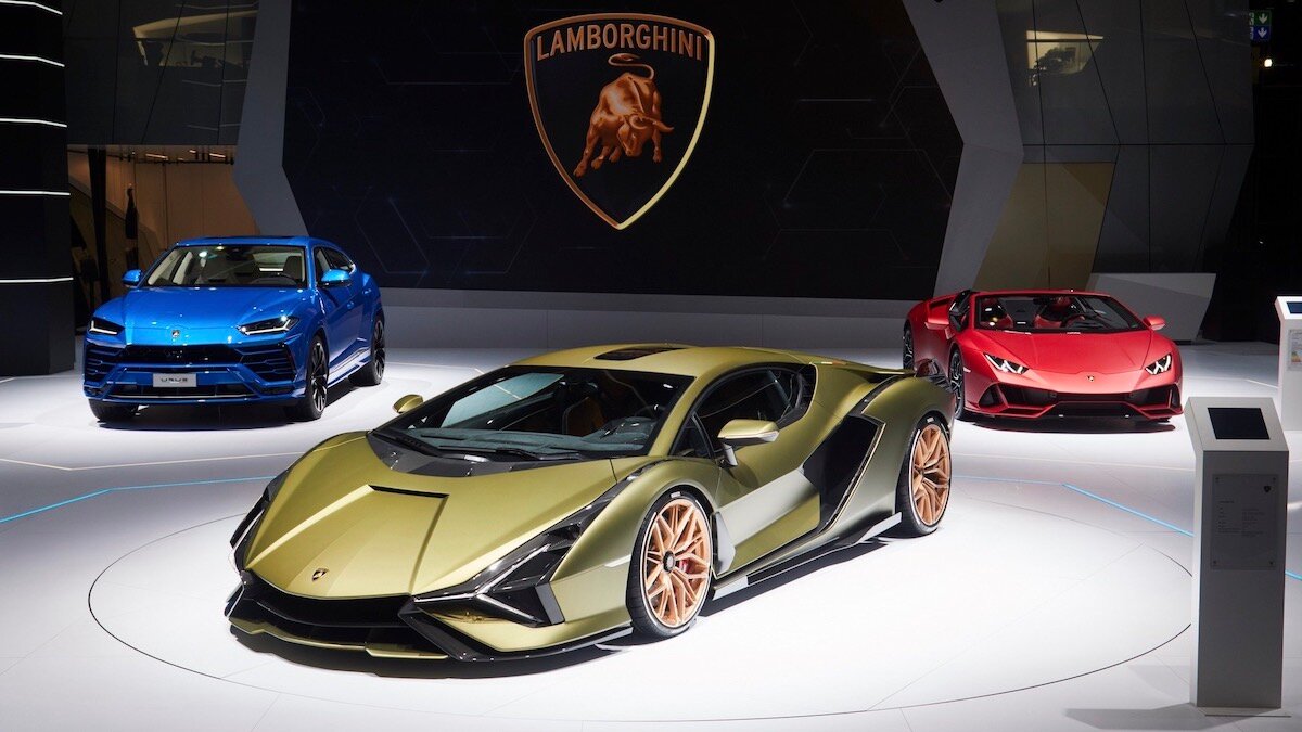 Компания Lamborghini отказалась от участия в автосалонах. Навсегда