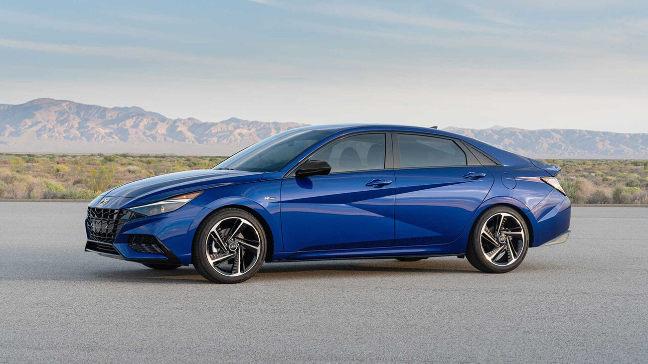 Компания Hyundai показала «горячую» Elantra N Line на «механике»