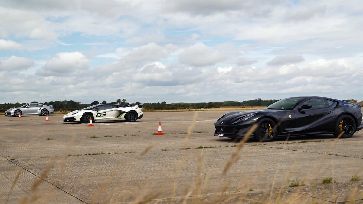 Неожиданный результат: дрэг-гонка принципиально разных Ferrari, Lamborghini и Porsche