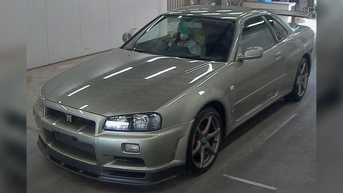 Самый дорогой в истории Nissan Skyline GT-R R34 продан на аукционе