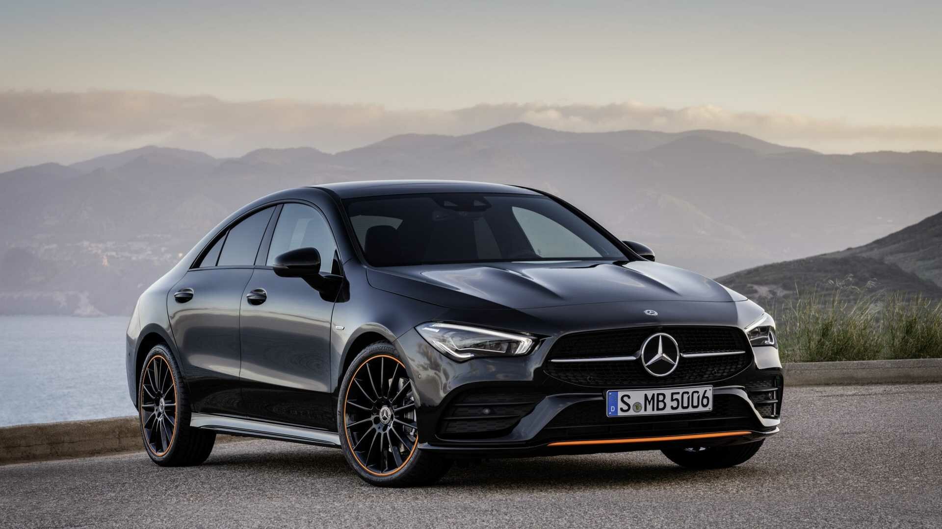 В России объявлен отзыв автомобилей Mercedes-Benz из-за возможной утечки масла