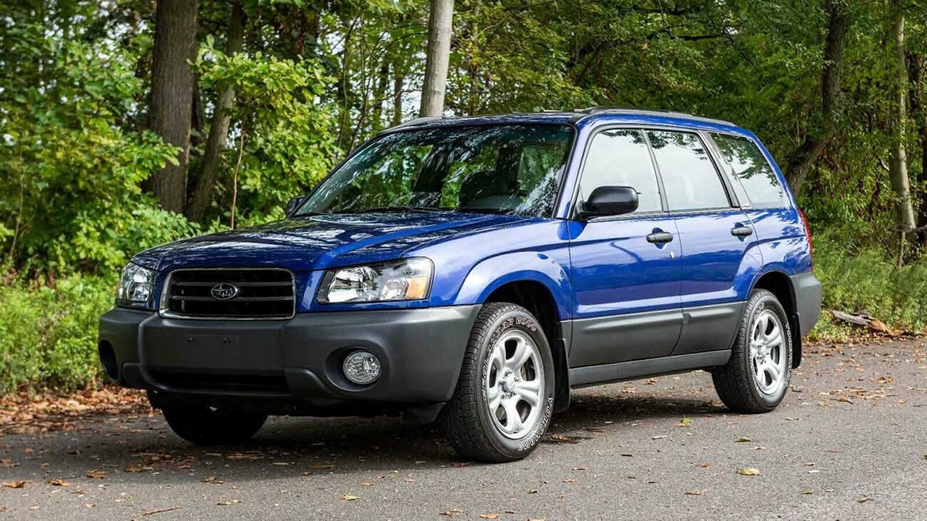 На продажу выставили почти новый Subaru Forester 2003 года. Он стоит как Лада Веста