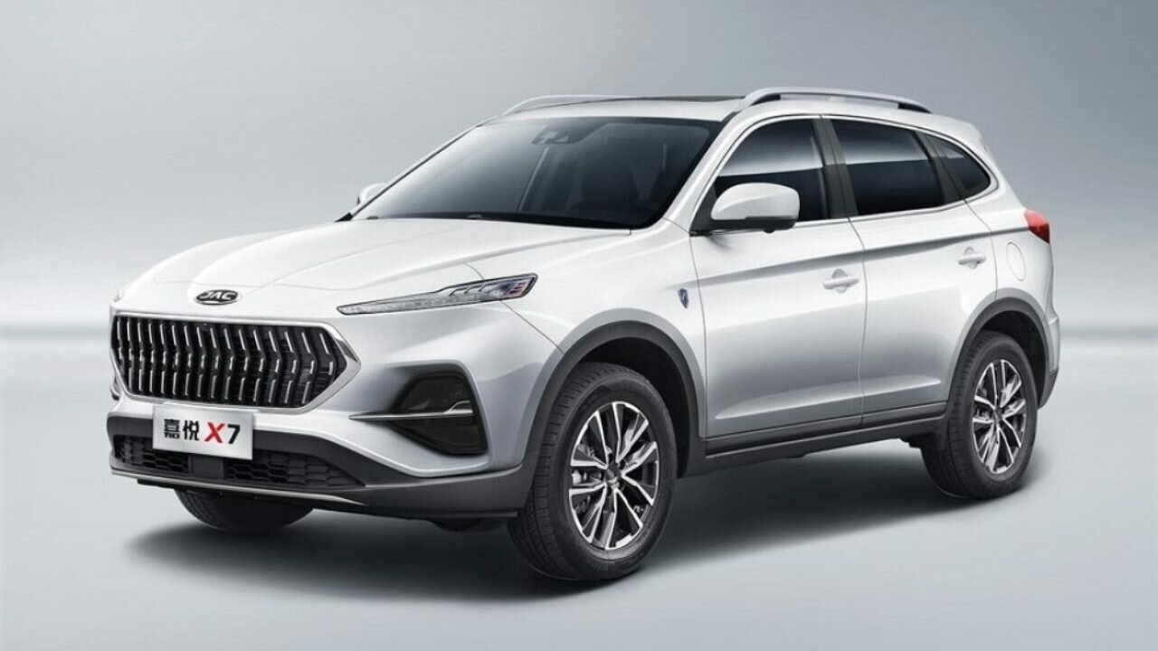 Самый большой кроссовер JAC для России получит только один мотор и «робот»