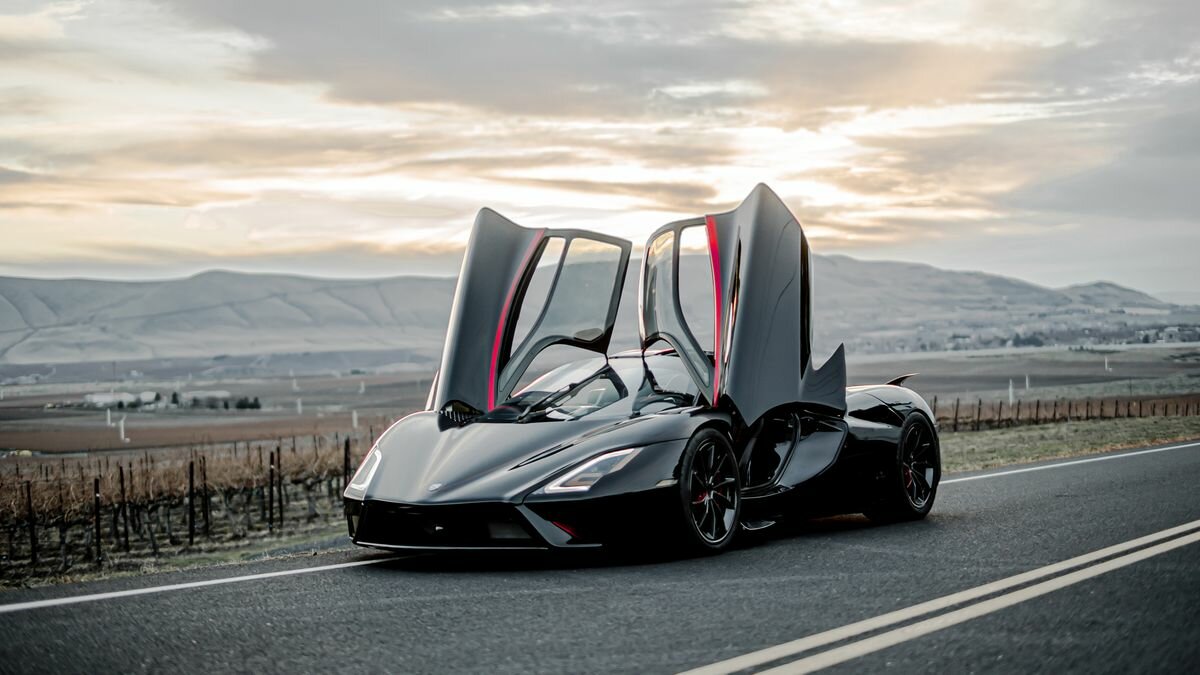 В рекорде скорости гиперкара SSC Tuatara усомнились. Он поедет снова