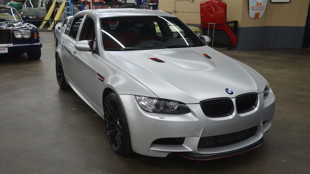 Очень редкий спортседан BMW M3 CRT продают в США. В мире таких всего 67