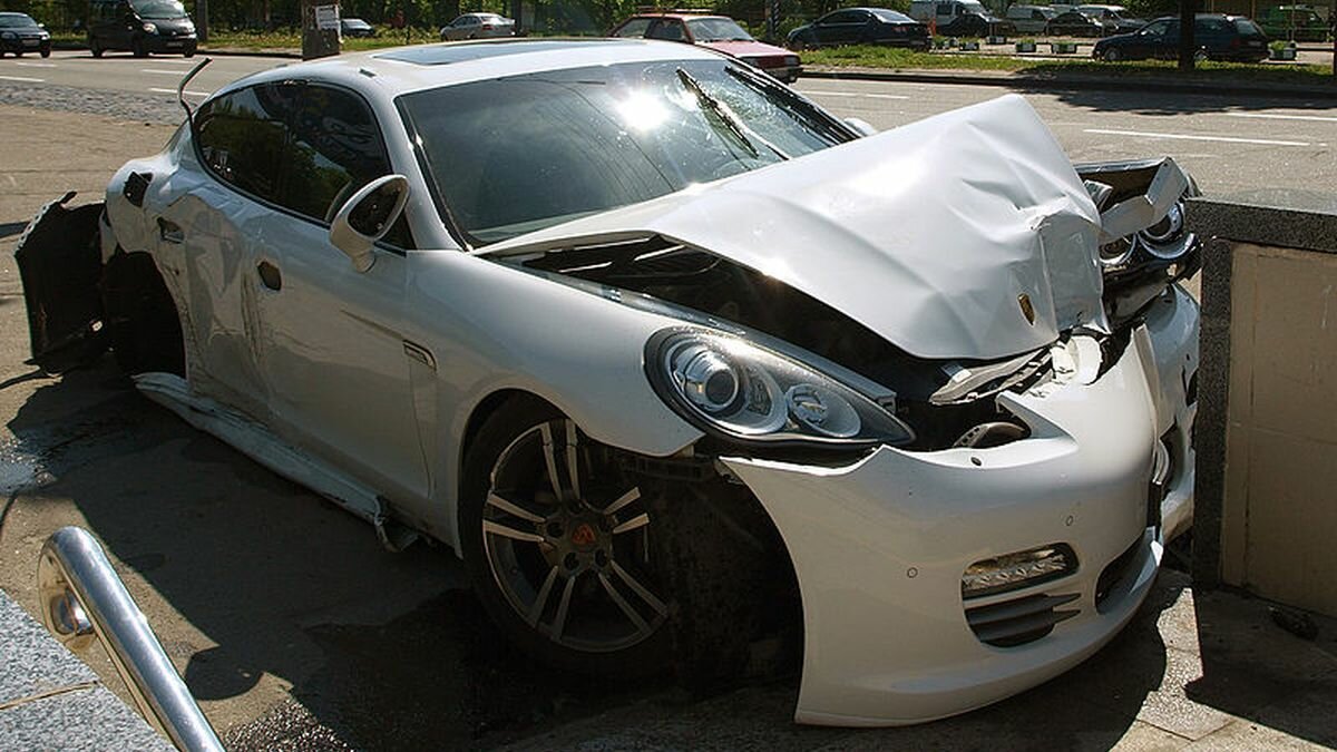 От Maserati до Porsche: 9 самых дорогих аварий по версии страховщиков