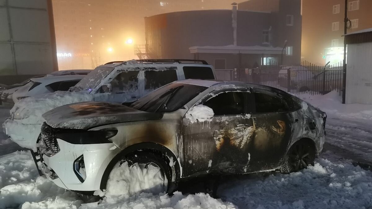 Массово горящие в России кроссоверы Haval попали на видео