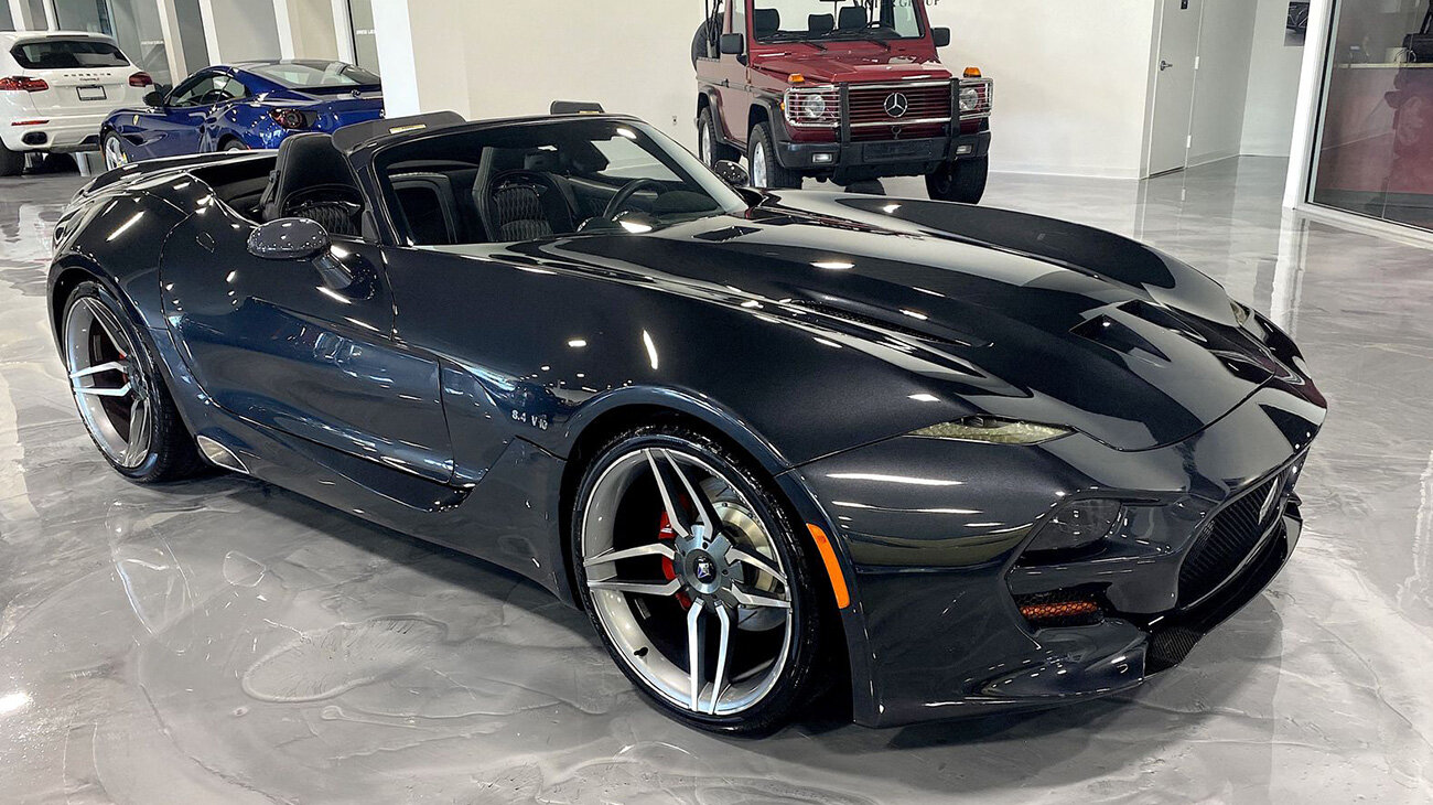На продажу выставлен единственный в мире родстер VLF Force 1. Его сделали из Dodge Viper