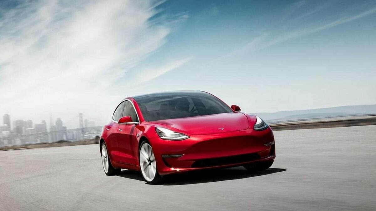 Независимые эксперты заявили о завышении запаса хода электрокаров Tesla