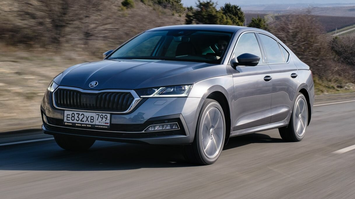 Skoda возобновила выдачу лифтбеков Octavia российским покупателям
