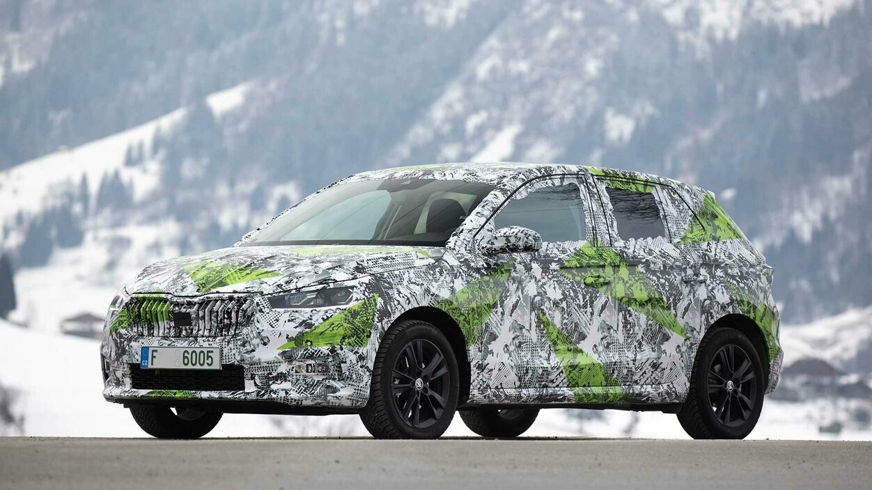 Новая Skoda Fabia станет больше и лишится дизелей