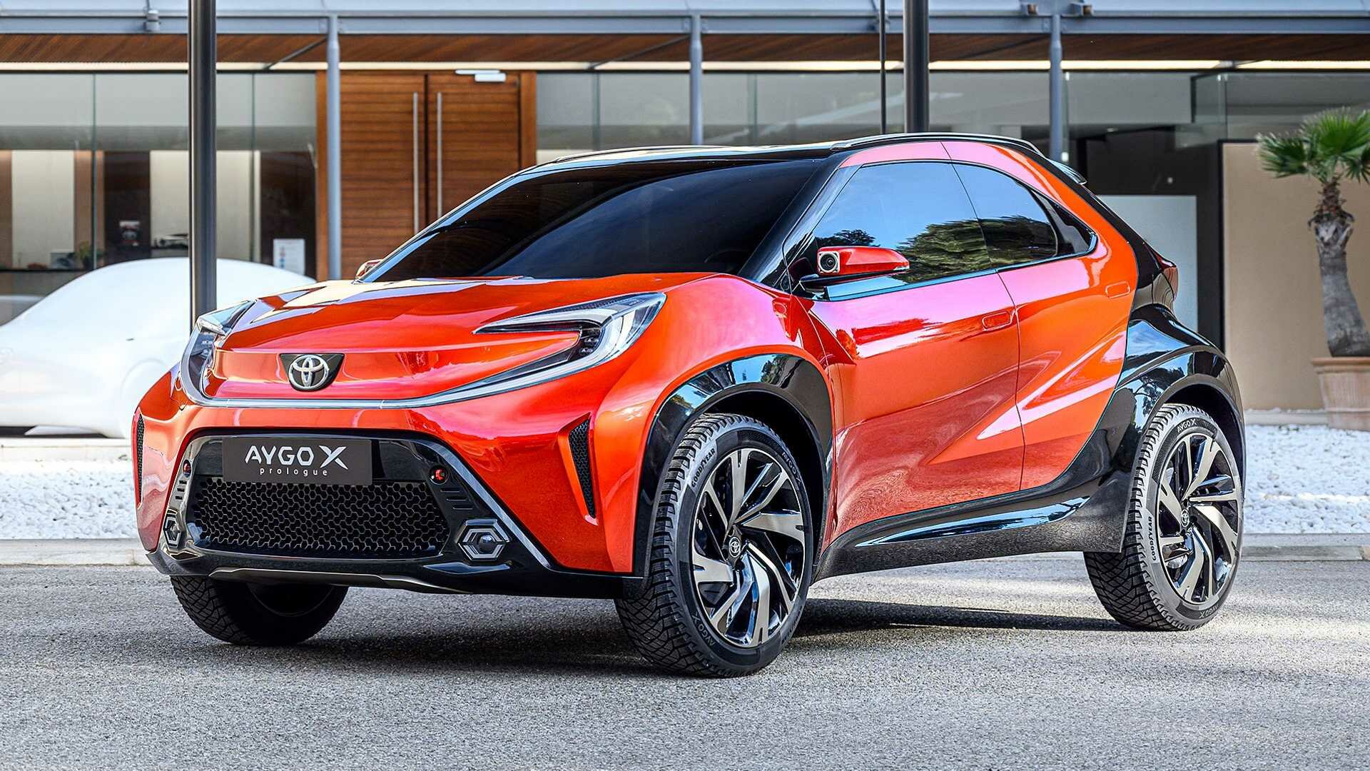 Первые фото нового кроссовера Toyota для Европы: он маленький и с экшн-камерами