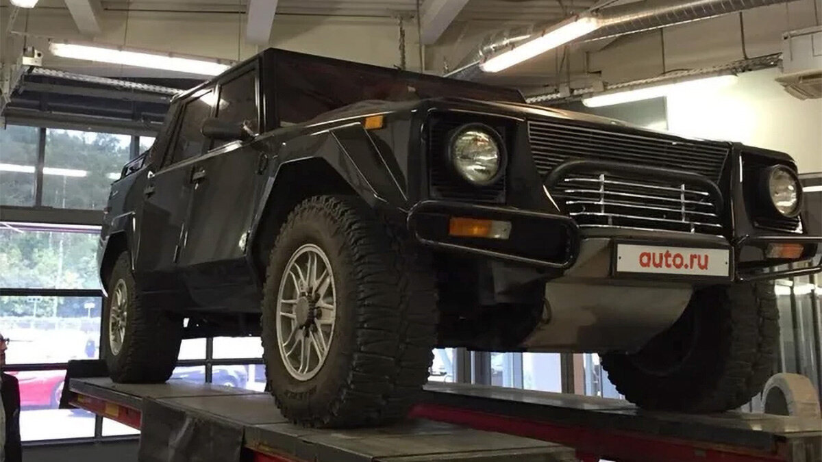 В России продают очень редкий внедорожник Lamborghini 1990 года. И он очень дорогой