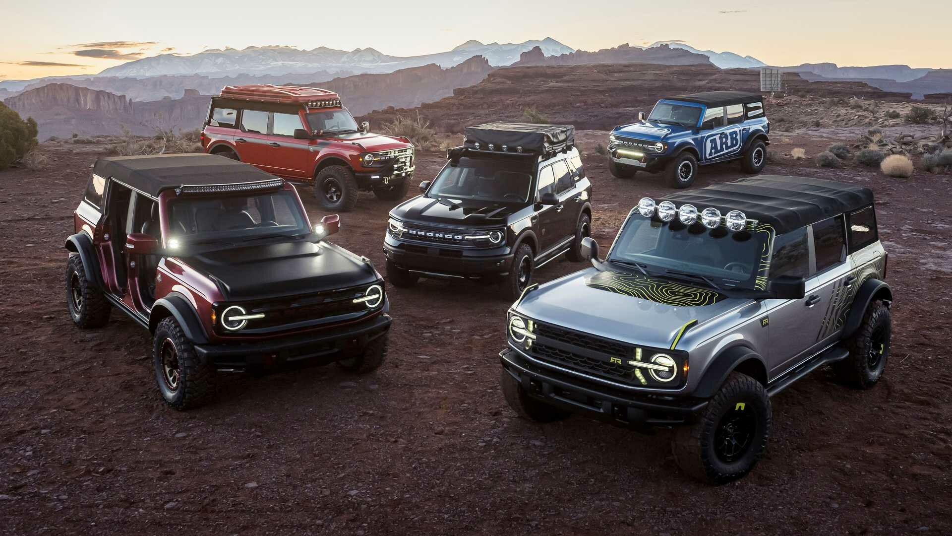 Ford повторил традиционное мероприятие Jeep — но со своими внедорожниками