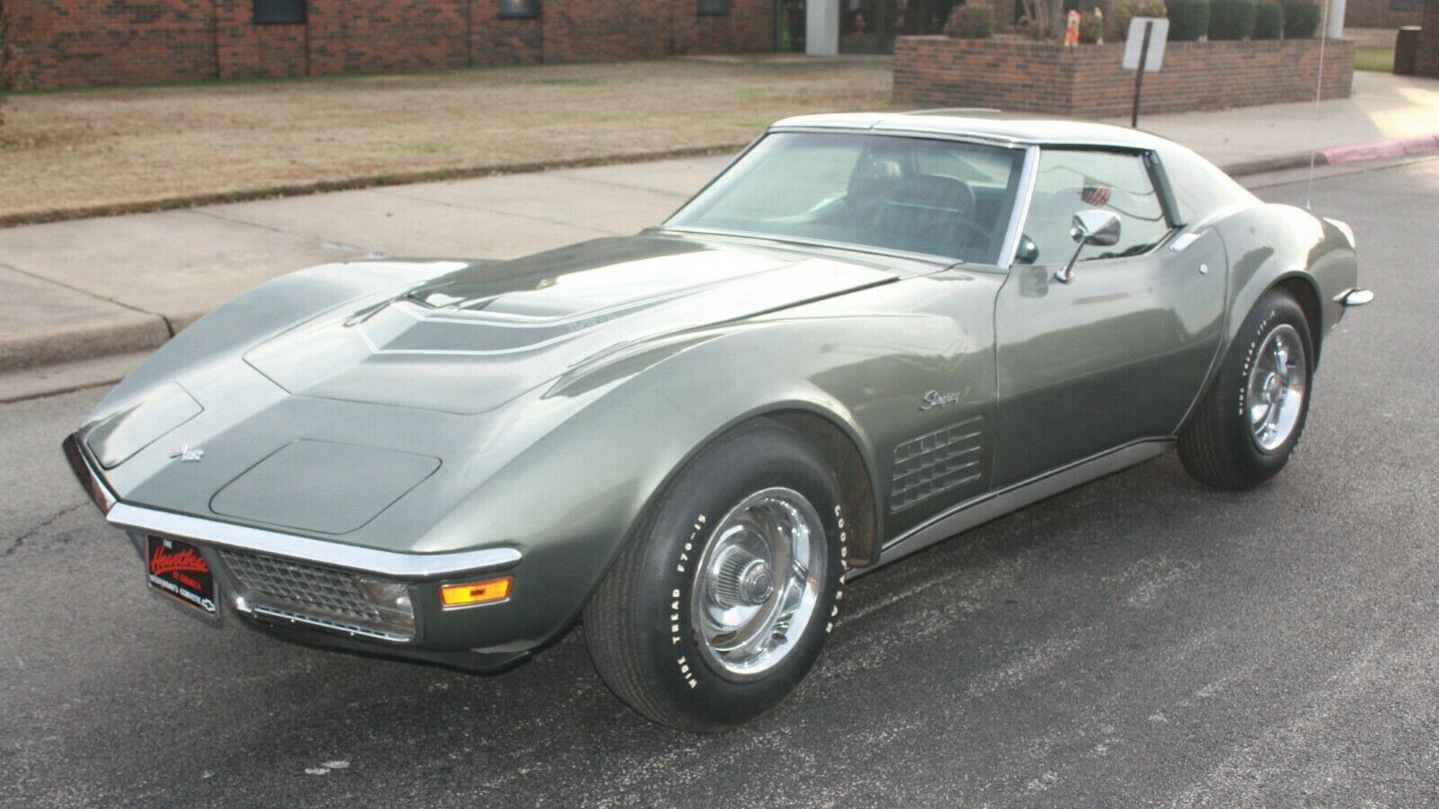 Этот 50-летний Corvette проезжал меньше 50 километров в год. Его можно купить