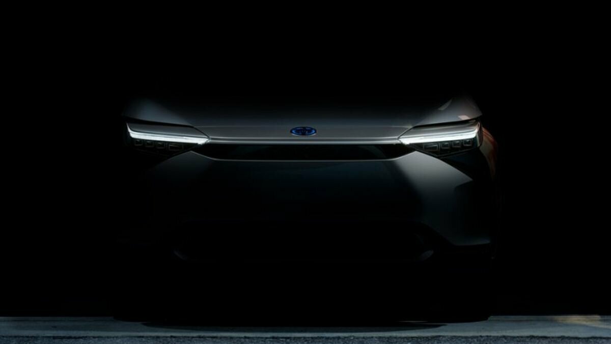 Toyota анонсировала таинственную новинку: возможно, это её первый электрокроссовер