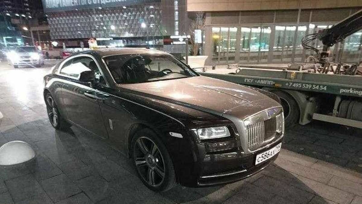 С начала весны на штрафстоянки Москвы увезли 1000 роскошных машин
