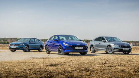 Штучный товар. Новый седан Hyundai Elantra против Skoda Octavia и VW Jetta