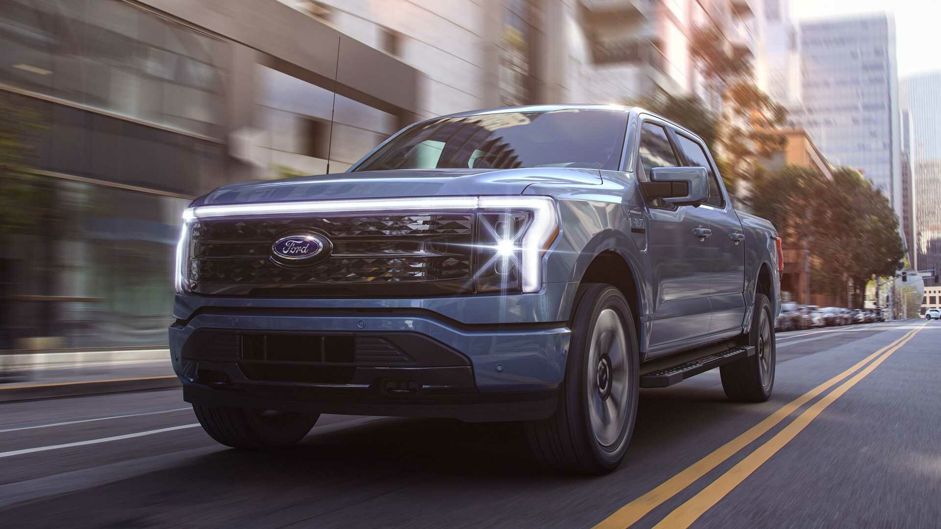 Представлен электрический Ford F-150: 4 секунды до сотни и независимая подвеска